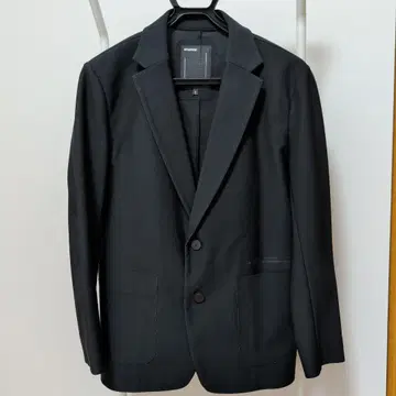 ATTACHMENT 블랙 테일러드 자켓 AGO1-236