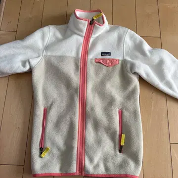 patagonia 플리스 자켓 화이트 핑크
