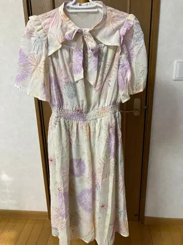 axes femme 엑시즈팜 불꽃놀이 패턴 원피스