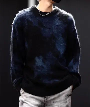 CLEL 다크 블루 블랙 니트 스웨터