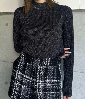 에고이스트 라메 보틀넥 니트탑