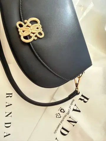 RANDA 블랙 숄더백