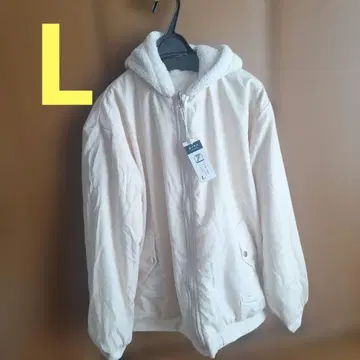 여성용 미사용 새상품 후드 부착 크림색 점퍼 L 사이즈