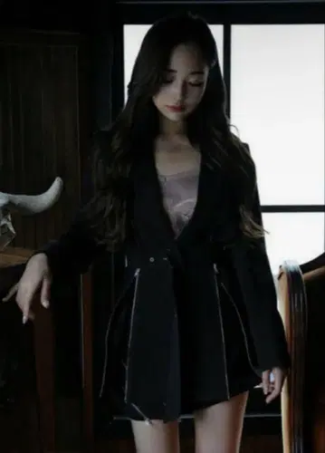 Melt the lady 지퍼 슬릿 자켓