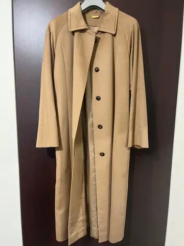 ONWARD 베이지 롱 코트
