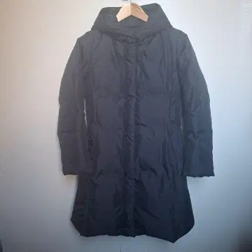 블랙 롱 다운 자켓 후드 부착