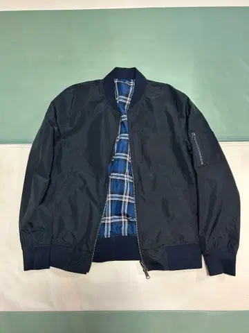 나노 유니버스 네이비 체크 무늬 집업 자켓