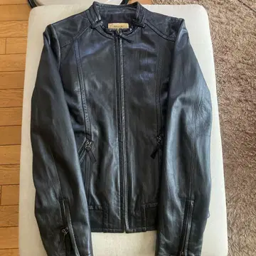 Spick and Span Noble 블랙 가죽 자켓