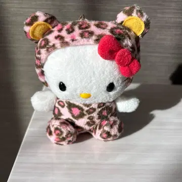 헬로키티 레오파드 무늬 키링