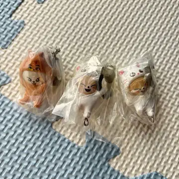 집어서 이어주는 마스코트 skzoo 가챠가챠