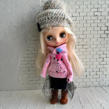 미디 브라이스 커스텀 미디 브라이스 아웃핏 작가