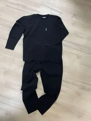 FIDELTY x 나노 유니버스 블랙 셋업