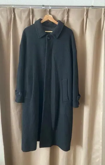 HARE medium 블랙 스텐카라 코트