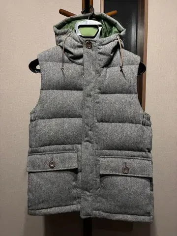 Buauty&Youyh 트위드 다운 베스트 S