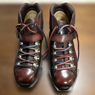 산토니 다크 브라운 가죽 워크 부츠