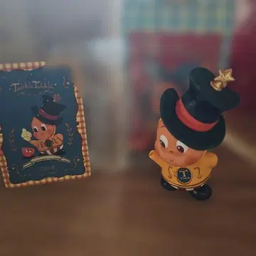 Twinkle Twinkle 피규어 실크 햇