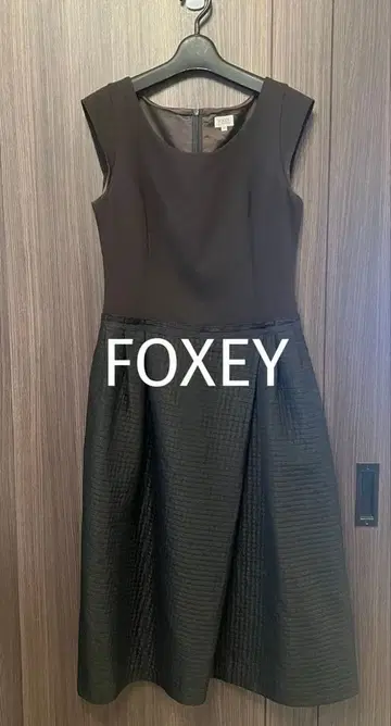 FOXEY 슬리브리스 원피스 40