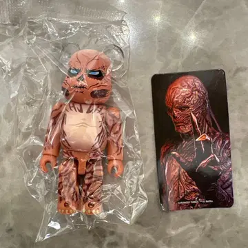 베어브릭 51 STRANGER THINGS 시크릿