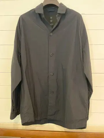 TEATORA 딥 네이비 긴팔 셔츠 (사이즈 2)