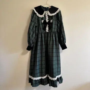 미사용 새상품 시마무라 아이노 에리 수요일의 샬롯 원피스