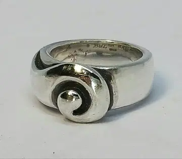 Bill Wall Leather NAC WAVE Ring