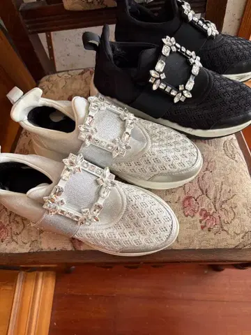 비쥬 스니커즈 화이트 블랙