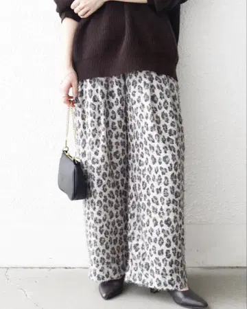 연내 판매 [ SHIPS any ] 레오파드 자카드 와이드 이지 팬츠