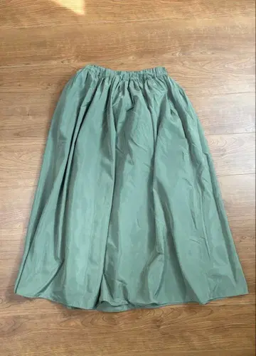 UNITED ARROWS 라이트 그린 플레어 스커트 36