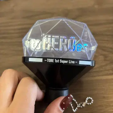 TOBE 1st Super Live 응원봉 끝 부분만