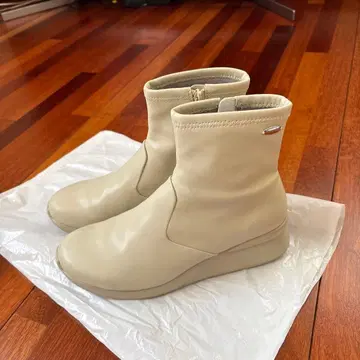 ja cod sport 베이지 숏부츠