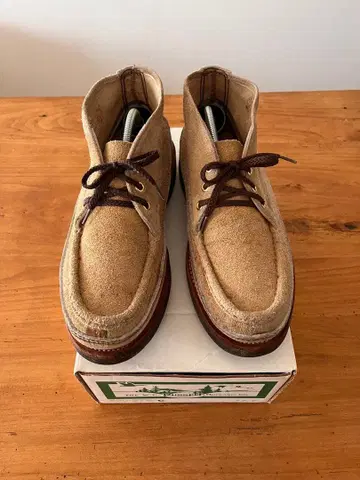 러셀 모카신 베이지 처카 7E 비브람 박스 포함 여분 끈