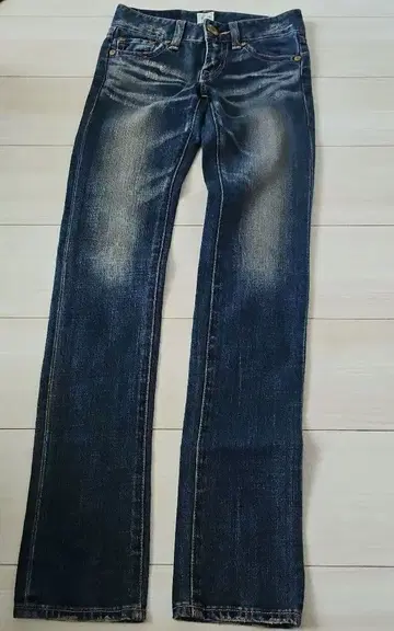 moussy 스트레이트 데님 23 사이즈