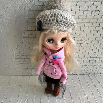 미디 브라이스 커스텀 미디 브라이스 아웃핏 작가 니트 모자