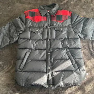 Penfield 다운 자켓 S 블랙/빨간색