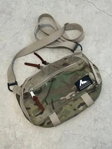 레어 GREGORY 구형 택 트랜스퍼 숄더 멀티캠 카모 M