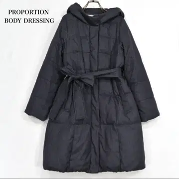 PROPORTION 후드 부착 다크 그레이 다운 자켓