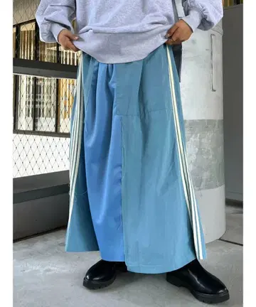 [ etsinta/에신타 ] 리메이크 저리 볼륨 스커트 색스 블루