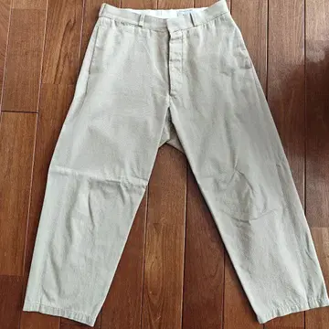 YAECA 베이지 와이드 테이퍼드 치노