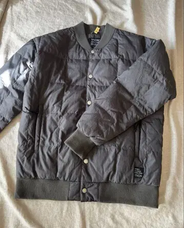 TAION 그레이 다운 스타디움 점퍼 s