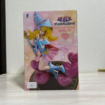 유희왕 블랙 매지션 걸 피규어 크리미 컬러ver.