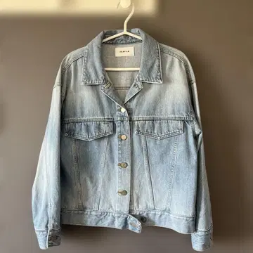 FRAY I.D 라이트 블루 데님 자켓