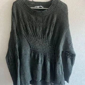ZARA 올리브 그린 니트 스웨터 M