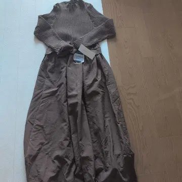 EMMA JAMES Comfort Chic 롱 원피스 미사용 새상품