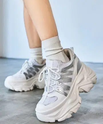 PAGEBOY 플랫폼 청키 스니커즈