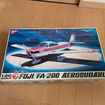 니치모 FUJI FA-200 Aerosubaru 1/20 스케일