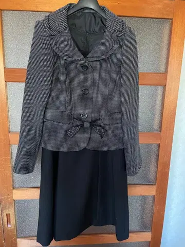 체크 무늬 자켓과 스커트, 원피스 세트