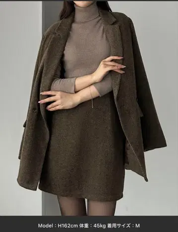 새상품 Louere 헤링본 테일러드 자켓 + 미니 스커트 셋업