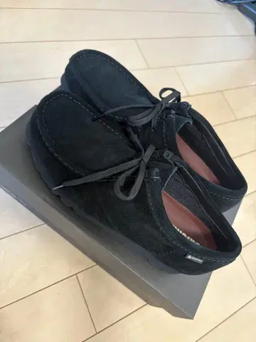 Clarks Original 왈라비 x GORETEX 26.5cm