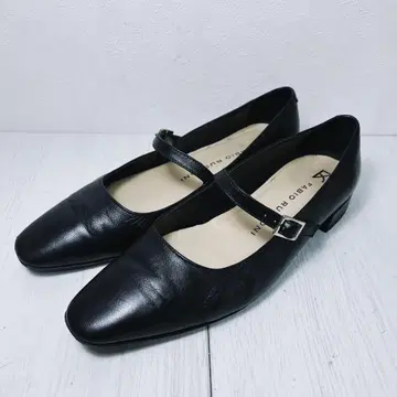 파비오 루스코니 36 블랙 가죽 스트랩 펌프스 메리 제인