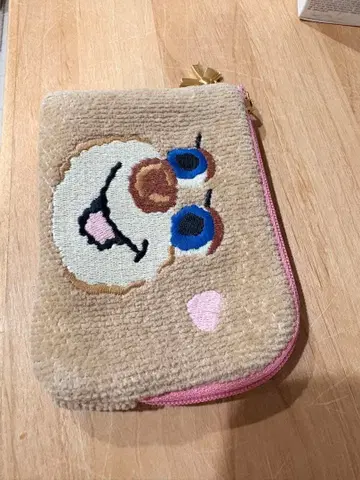 클로즈업 테디걸 L자 파우치 페이러 러브러리